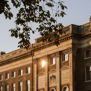 https://rosewood.amsterdamhotelsnl.com